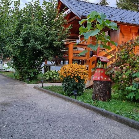 Holiday Home Sajra Kulen Vakuf Esterno foto