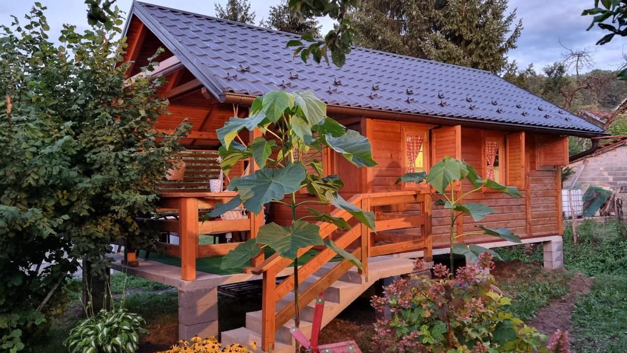 Holiday Home Sajra Kulen Vakuf Esterno foto