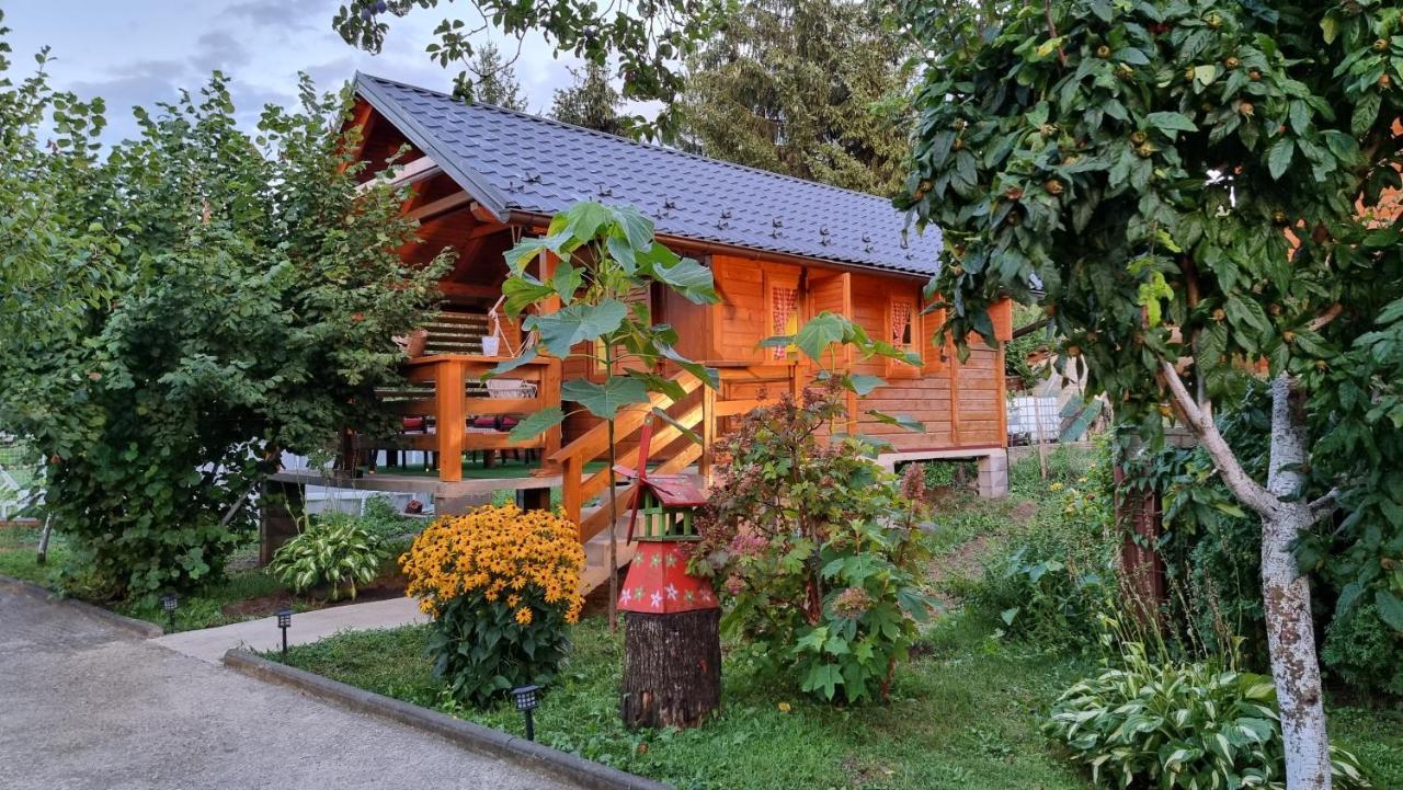 Holiday Home Sajra Kulen Vakuf Esterno foto