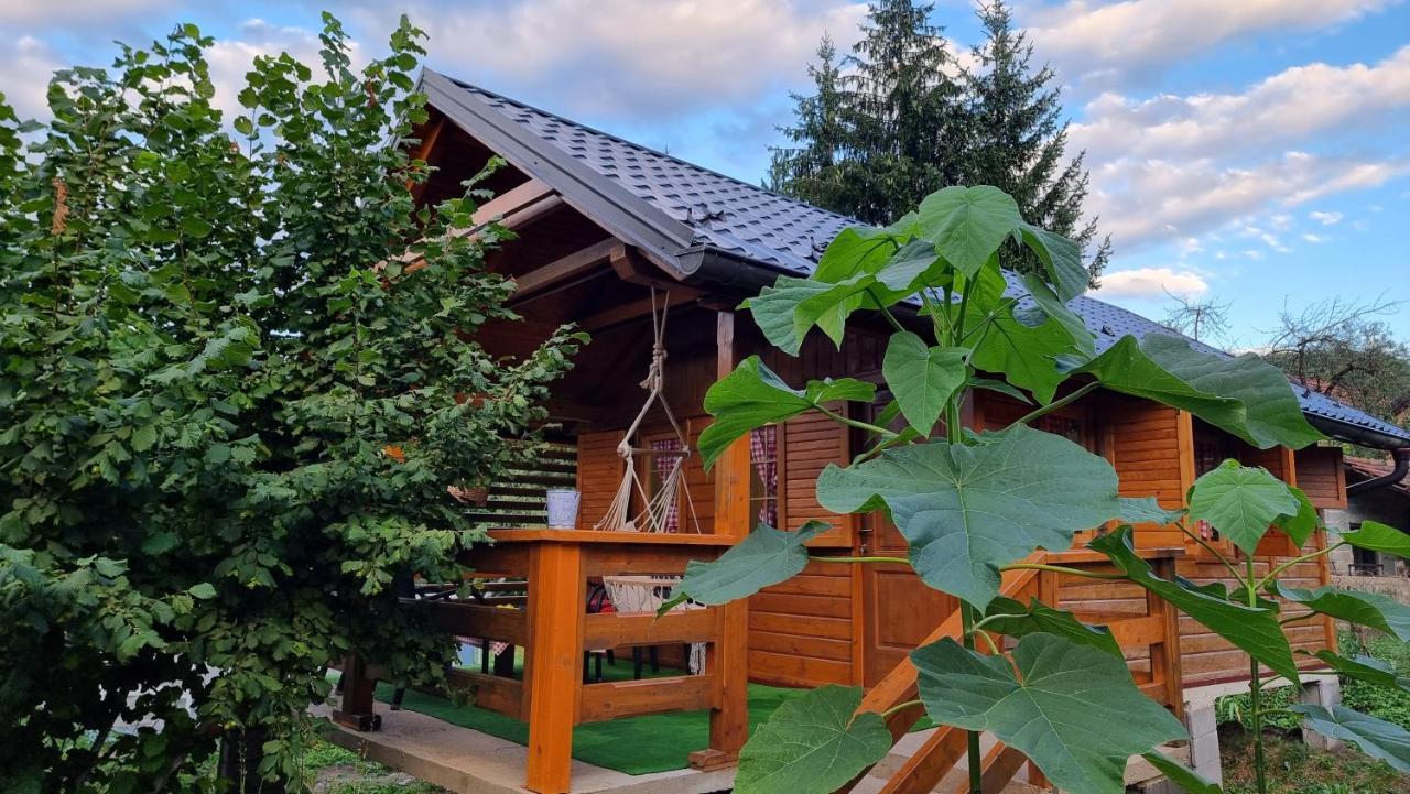 Holiday Home Sajra Kulen Vakuf Esterno foto